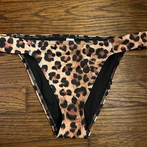 Cheetah bikini bottoms